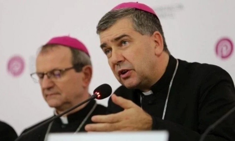 SŁOWO PRZEWODNICZĄCEGO KOMISJI WYCHOWANIA KATOLICKIEGO KONFERENCJI EPISKOPATU POLSKI NA NOWY ROK SZKOLNY 2025/2026